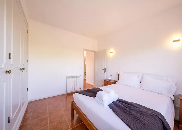 Burgo D Sancho I 17 Amoreira (Leiria)